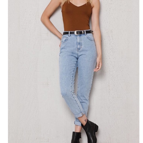 PacSun • Mom Jeans - Picture 4 of 5